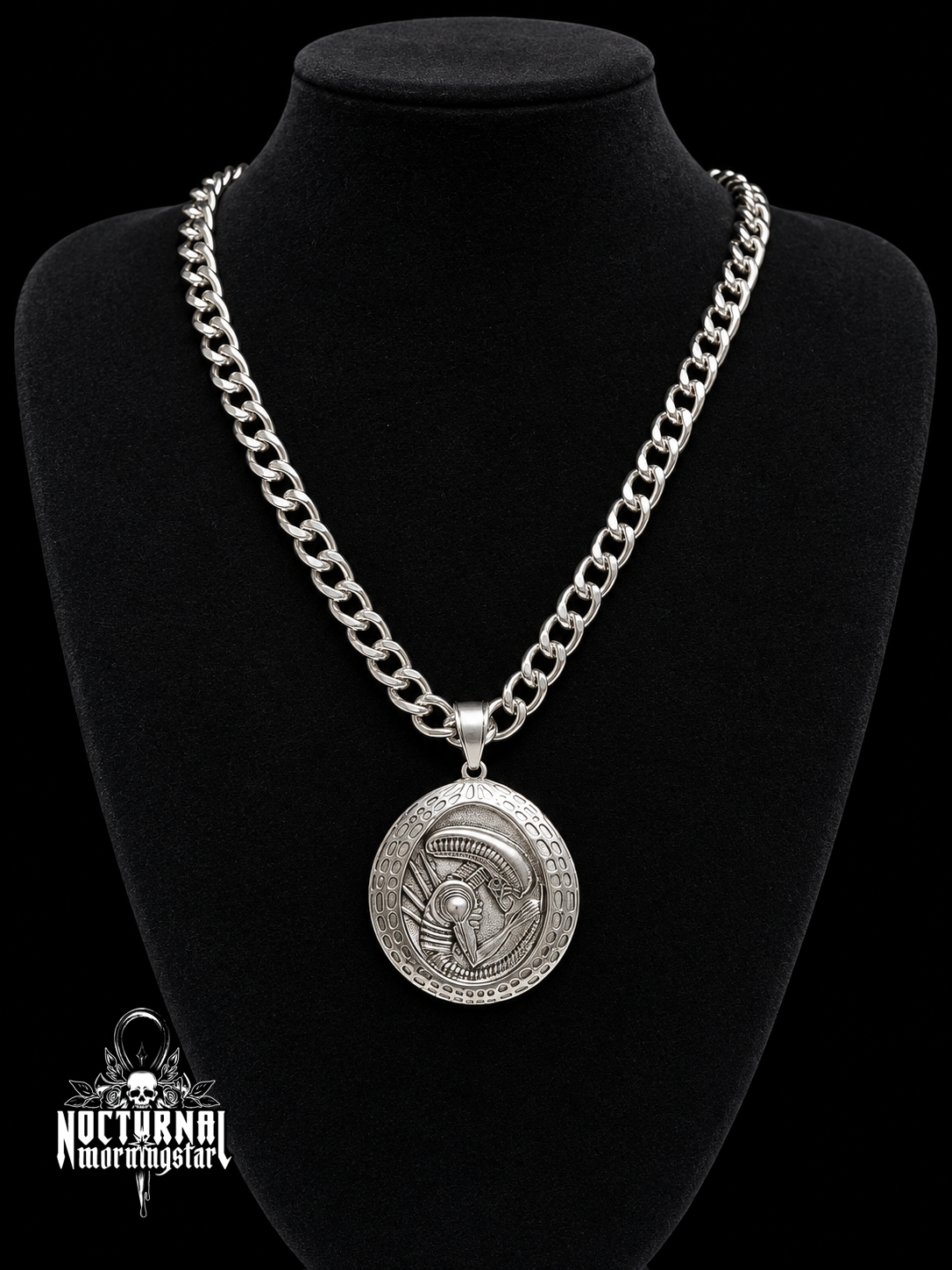 Alien Necklace (Rolo Chain)